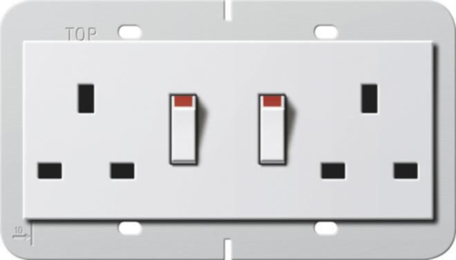 Gira Gira Doppelsteckdose 13A abschaltbar reinweiß 278303