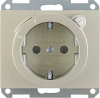 Berker SCHUKO-Steckdose mit FI 47087004