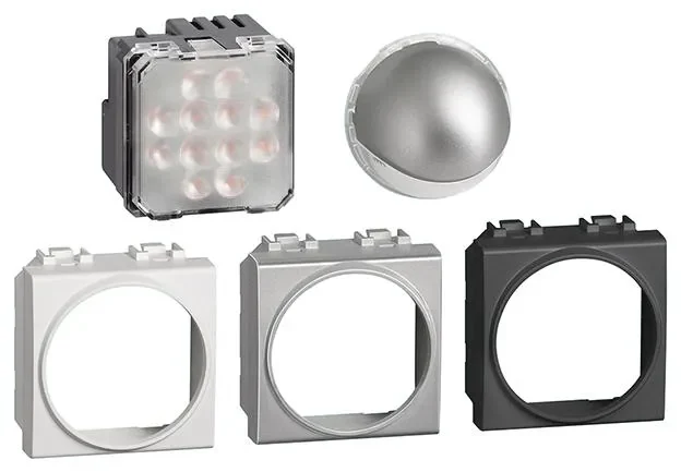 Legrand BTicino LN4360 LivingLight Unterputz Leuchte drehbar 2,8W LED m.3Abdeckkappen