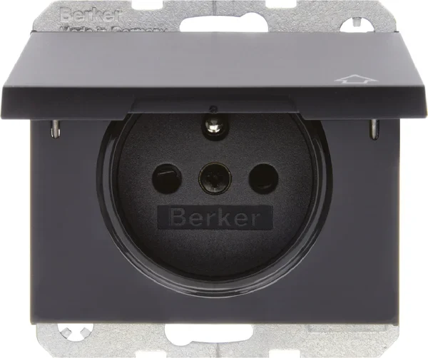 Berker Berker Steckdose mit Schutzkontakt und Klappdeckel 6768777106