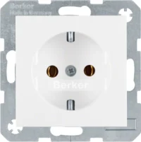 Bild vom Produkt: Berker SCHUKO-Steckdose pws/gl mit Steckklemmen 47438989