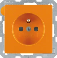 Berker Steckdose mit Schutzkontakt Q.1 or 6768766014