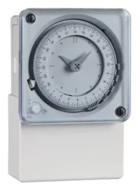Legrand 049754 MaxiRex QT 230V analog Tagesschaltuhr 1-Kanal Fronttafeleinbau
