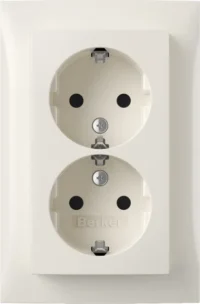 Berker SCHUKO-Doppelsteckdose Abdeckpl. pws-glanz 47598989