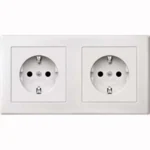 Merten SCHUKO-Steckdose polar weiß Doppel MEG2328-1519
