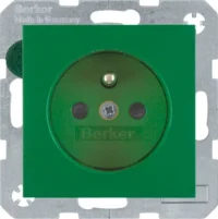 Berker Steckdose mit Erdungsstift grün 6765760063