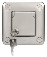 Legrand 077839 Steckdose IP44 mit Schloss Soliroc