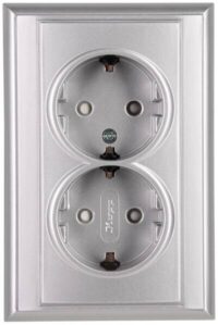 Kopp 927620086Schutzkontaktsteckdose 2-fach KS D60mm 16A 250V Malta silber