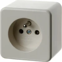 Berker Steckdose weiß mit Erdungsstift 67600640