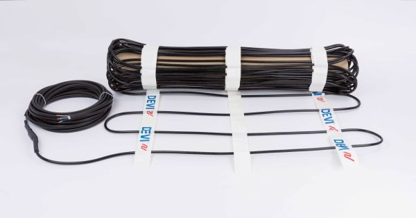 DEVI Heizband 30W/m 400V 170m sw 80°C DEVIsnow 30 2adrig Ø7,5mm