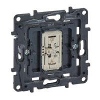 Legrand 864040A NILOE STEP 3-Leiter Universal-Tastdimmereinsatz mit