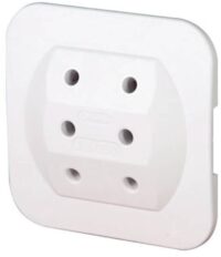 Bild vom Produkt: Kopp 174902005 Euro-Adapter Anschluss 3x2,5A 250V arktis-weiß