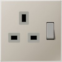 Jung Abschaltbare Steckdose eds 13A 250V 2-pol.u.E ES 3171