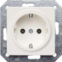 Siemens 5UB1511 DELTA i-system titanweiß SCHUKO Steckdose 10/16A 250V