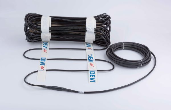 DEVI Freiflächenheizung 300W/qm 2285W DEVIsnow 300 7,9qm 1Kaltl 400V 30W/m