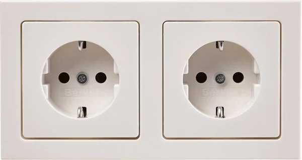 Berker Berker Steckdosen-Kom SCHUKO 2-fach m Ra Q.3 P-W 47206099