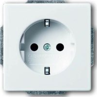Bild vom Produkt: Busch-Jaeger Steckdosen-Einsatz dav/sws Schuko 2P+E 16A 250V 20 EUC-84