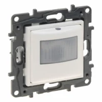 Legrand 863149A NILOE STEP 3-L Bewegungsmelder 170° 500W LED Ultraweiß