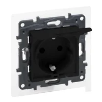 Legrand 863523 Schuko Steckdose IP44 erhöht Berührungsschutz Niloe Step schwarz