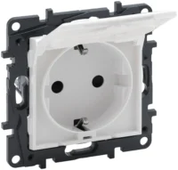 Legrand 864163 Schuko Steckdose Ber. schutz Klappdeckel Niloe Step ultraweiß