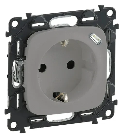 Legrand Legrand 753007 Steckdose Berührungsschutz+USB C Ladestecker Valena Allure Aluminium