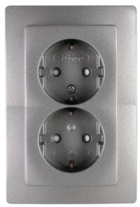 Kopp 920943085 Schuko-Steckdose 2-fach mit KiSi D60mm 16A 250V VENEDIG platin