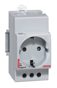 Bild vom Produkt: Legrand 004285 Verteiler Steckdose deut. Standard 2p+E m.Ber.schutz 2,5TE