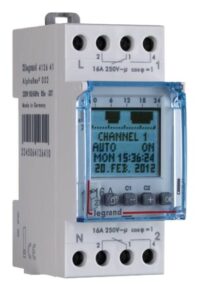 Legrand 412657 AlphaRex³ D22 230VAC digital Astrozeitschaltuhr 2-Kanal 2TE
