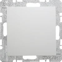 Berker Blindverschluss pws/gl mit Zentralstück 6710098989