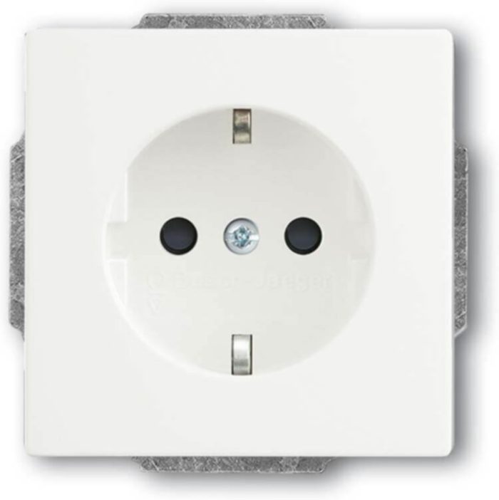 Busch-Jaeger SCHUKO Steckdosen-Einsatz studioweiß matt 2300 EUCB-884 – Bild 1