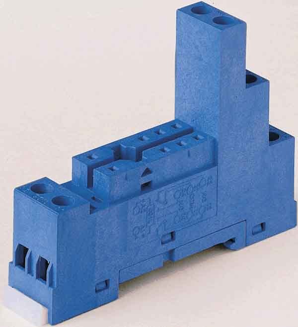 Finder Finder SCHRAUBSOCKEL SCHWARZ 95.75.0
