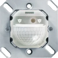 ESYLUX Wand-Präsenzmelder 180 Grad fernbedien. PD-C180i/16Touch KNX