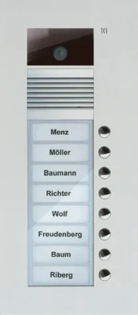 TCS Tür Control Video-Außenstation Color einspaltig, für 8 Wohneinheiten AVU14080-0010