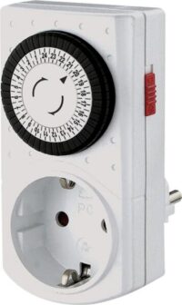 Bachmann Steckdosenschaltuhr IP20 Tage 852.104 analog 250V 16A 30min