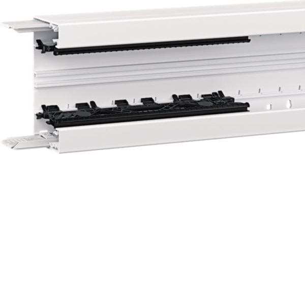 HAGER Geräteeinbaukanal Kunststoff 130x68mm BRN6513019016 ver-weiß RAL9016 unbeh