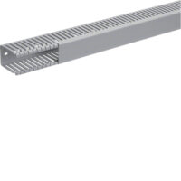 HAGER Verdrahtungskanal stgr mit OT Bodenl BA6 6004007030B 64x47x2000mm