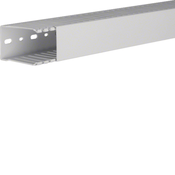 HAGER Verdrahtungskanal lgr 75x50x2000mm HNG 7505007035B mit OT hfr Bodenl