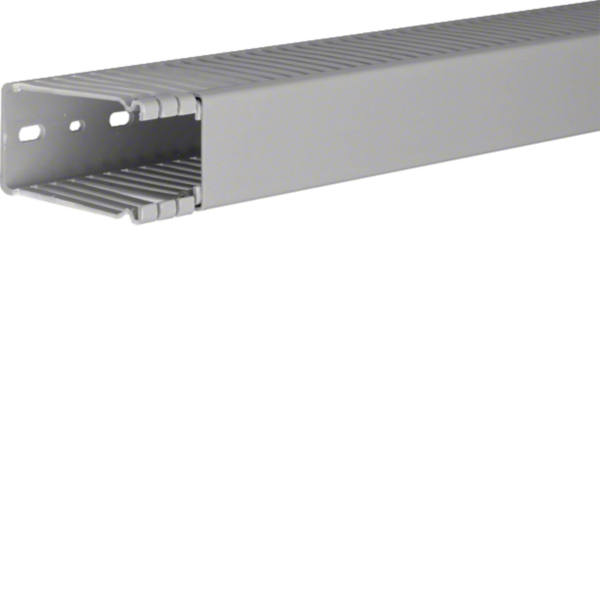 HAGER Verdrahtungskanal stgr mit OT Bodenl BA6 8004007030B 84x47x2000mm