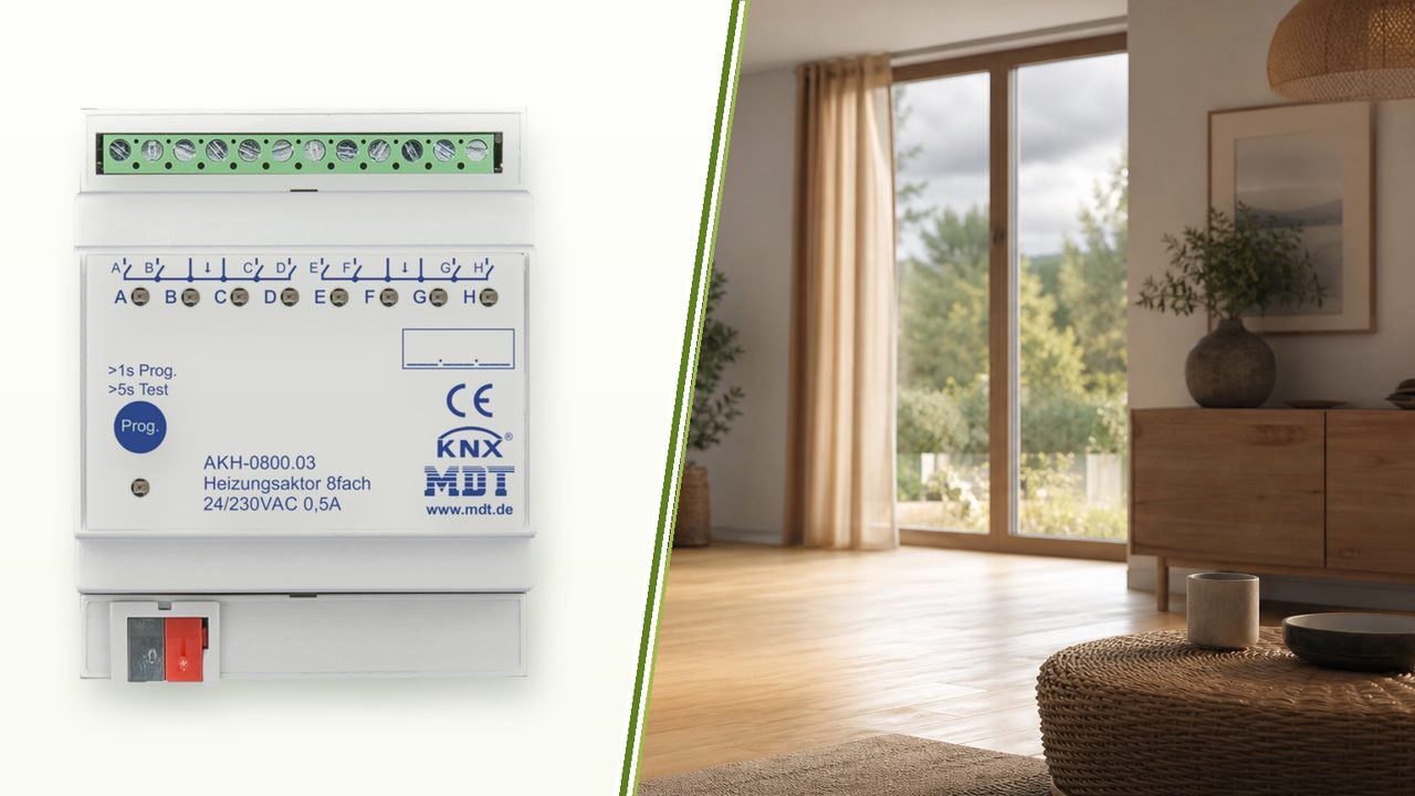 MDT Heizungsaktor AKH: Stellantriebe & Fußbodenheizung über KNX – MDT Heizungsaktor AKH 8-fach mit Raumtemperaturregler und Präsenzmelder in modernem Wohnzimmer – KNX Fußbodenheizungsregelung