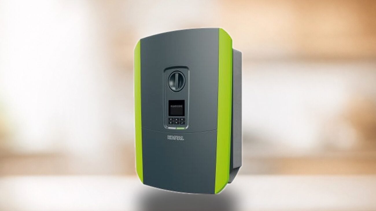 Batteriespeicher am Hybrid-Wechselrichter nachrüsten: Kompatibilität und Auslegung