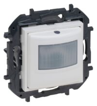 Legrand 863149B Niloe Step V4 3-Leiter Bewegungsmelder 170° 500W LED Ultraweiß