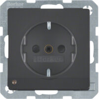 BERKER Steckdose 1-fach schwarz samt Unterputz mit OL mit BS MAN0204423 IP20 vertikal