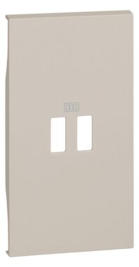 BTicino KM12C LivingNow 2M Abdeckung für USB Lademodul in Farbausführung Sand