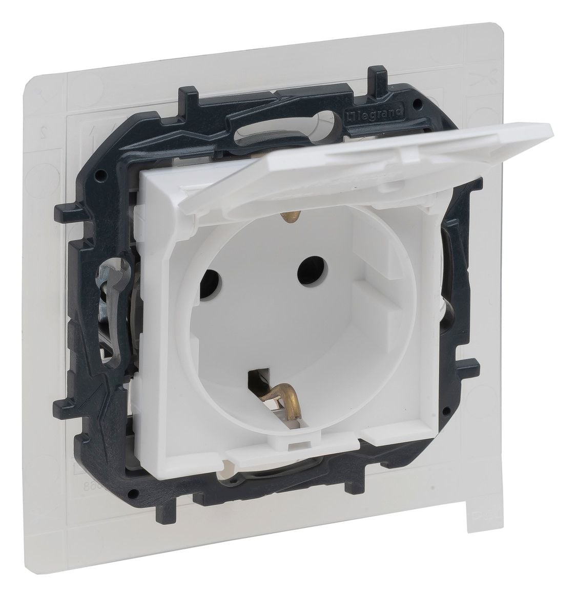 Legrand Legrand 864139B Niloe Step Schutzkontakt Steckdose IP44 erhöhtBerührungsschutz