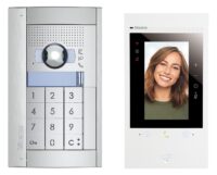 Bticino 363520 Flex'ONE Video-Set mit Türstation SFERA (1 u.2 RT) +Codelock