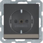 BERKER Steckdose 1-fach schwarz samt Unterputz mit BS IP20 MAN0204323 BSF horizontal/vertikal