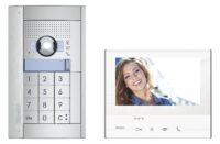 Bticino 905217 Flex'ONE Video-Set mit Türstation SFERA mit Codelock +CLASSE300